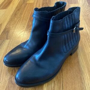 Ivanka Trump Women’s Blank Ankle Booties With Buckle Size 9.5